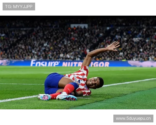 皇马后防伤病名单持续扩大，稳定性面临考验，球队整体表现受到影响