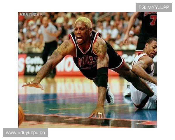 卡马文加与马库斯·略伦特:多位置属性带来的战术价值与角色差异 卡马文加与马库斯·略伦特:多位置属性带来的战术价值与角色差异