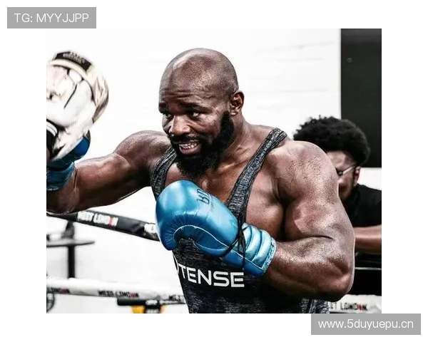 约书亚训练完直接去夜店？这体力也太离谱了吧